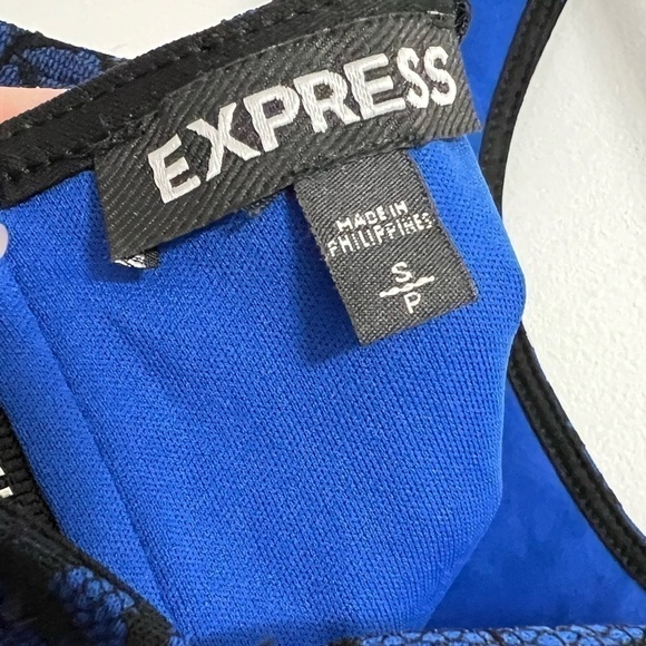 Express Women’s Sleeveless Lace Peplum Top (S) - Picture 3 of 5